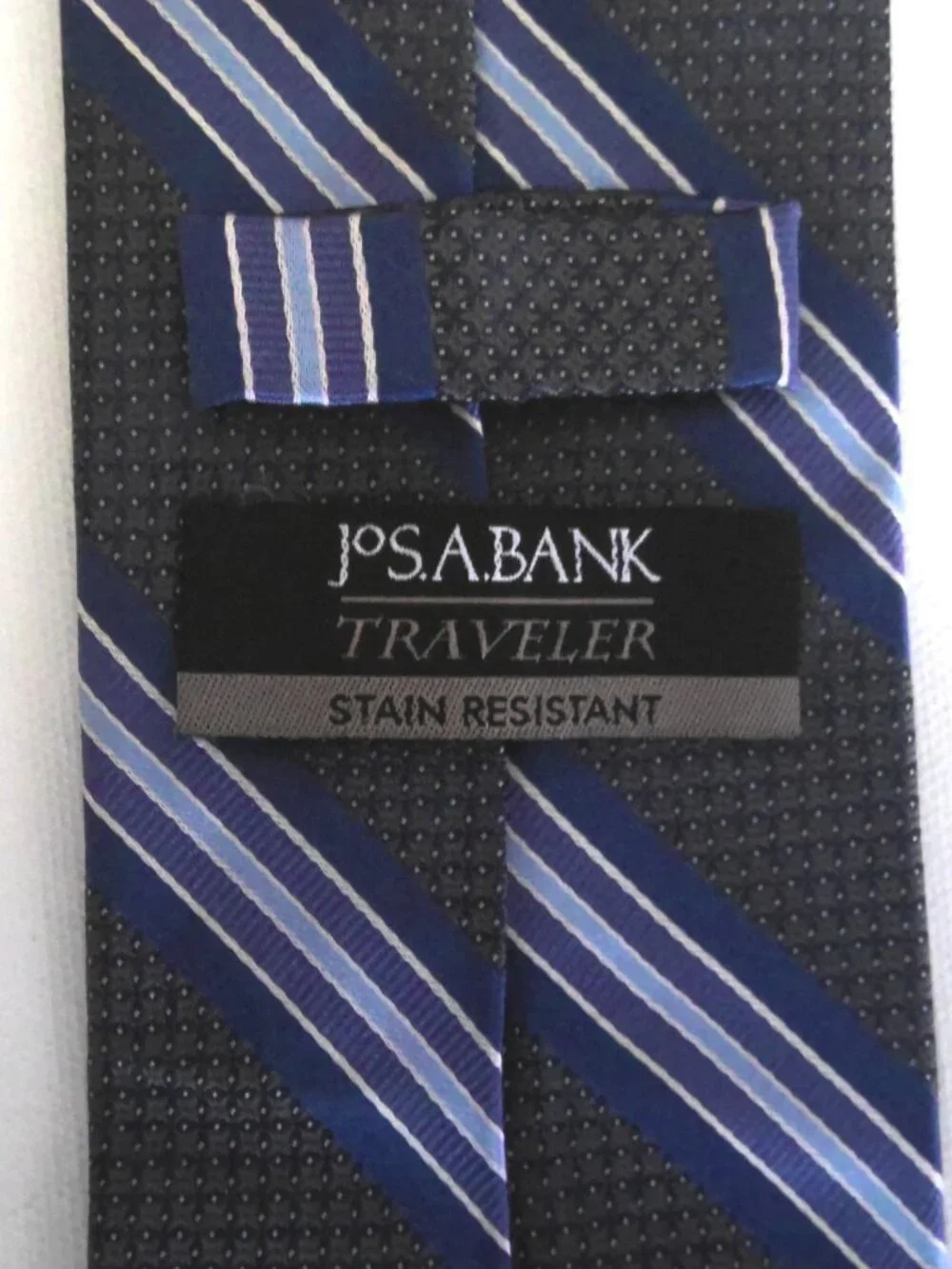 Jos A Bank Traveller Necktie Dark Gray Blue & White Striped 100% Silk Extra Long